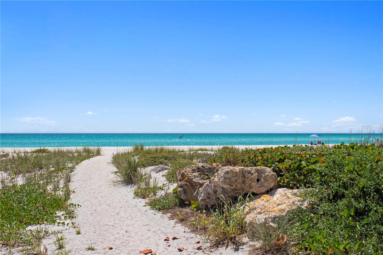 WHITNEY BEACH - Residential