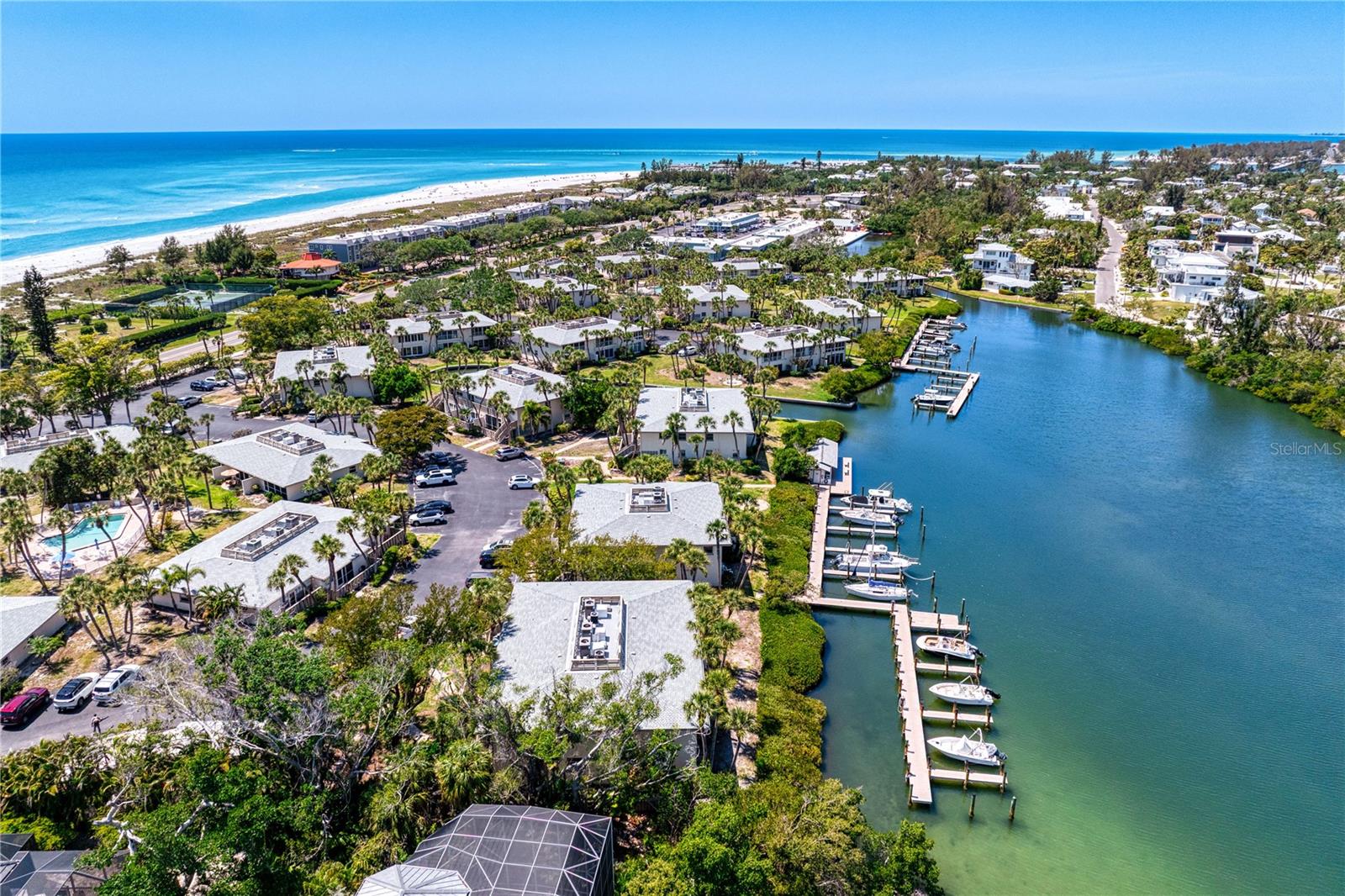 WHITNEY BEACH - Residential