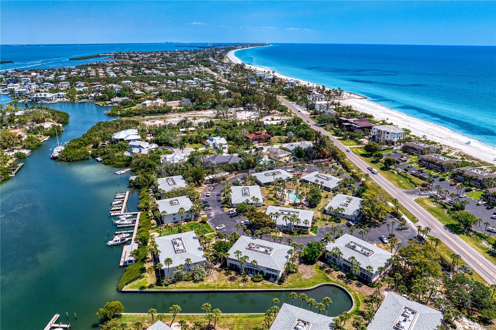WHITNEY BEACH - Residential