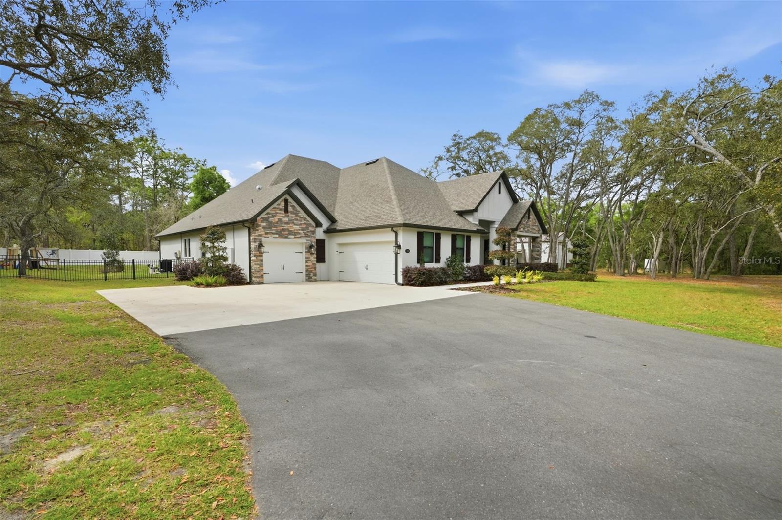 BELLA TERRA - Residential