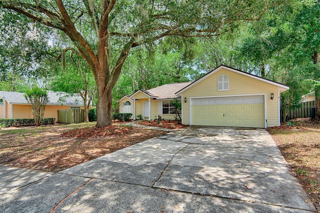 Photo of 7605 SW 51st Boulevard, Gainesville, FL 32608 (MLS # GC540530)
