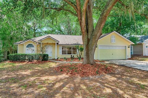 Photo of 7605 SW 51st Boulevard, Gainesville, FL 32608 (MLS # GC540530)