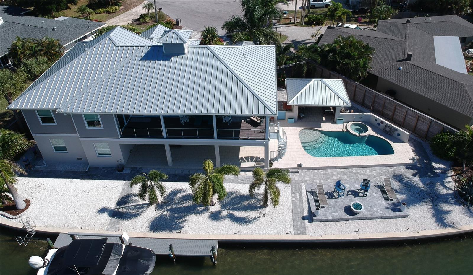 LYONS BAY - Residential