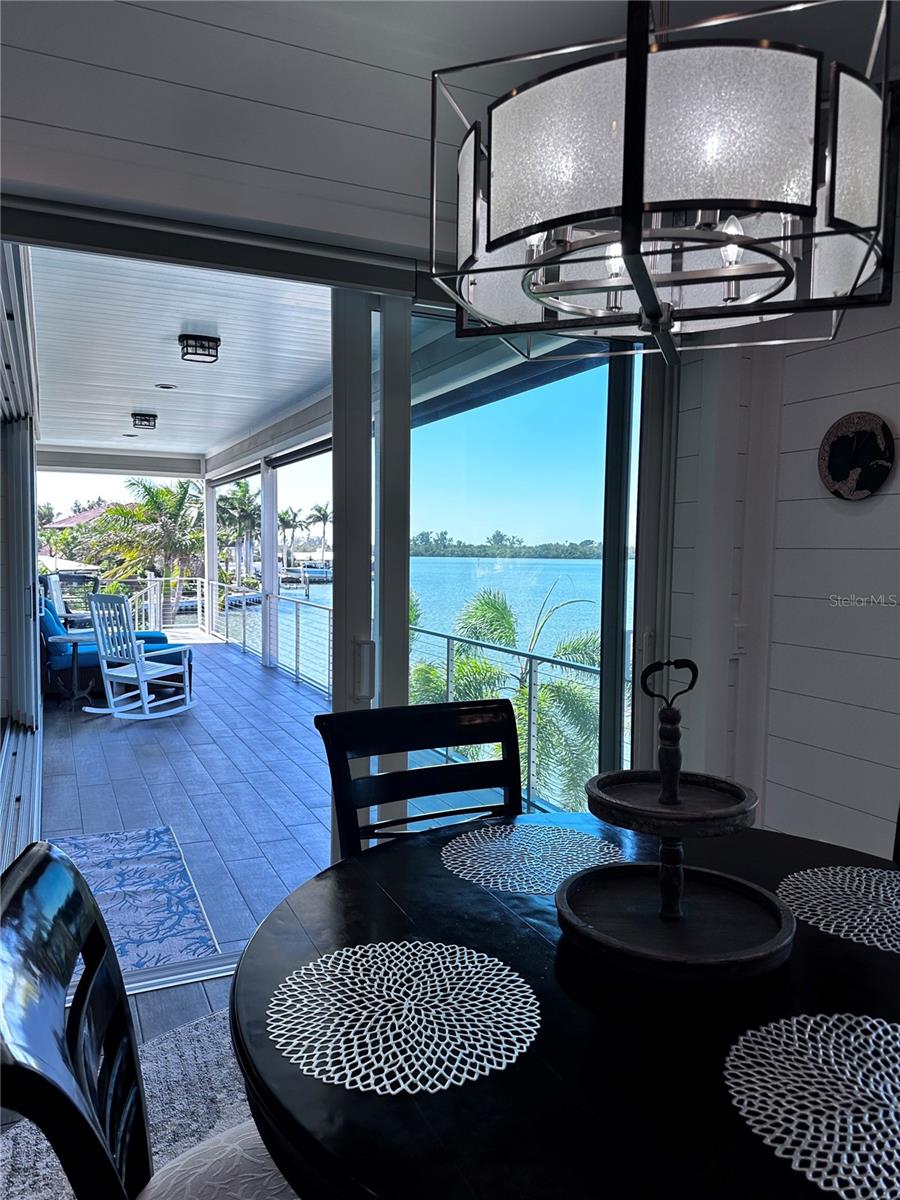 LYONS BAY - Residential