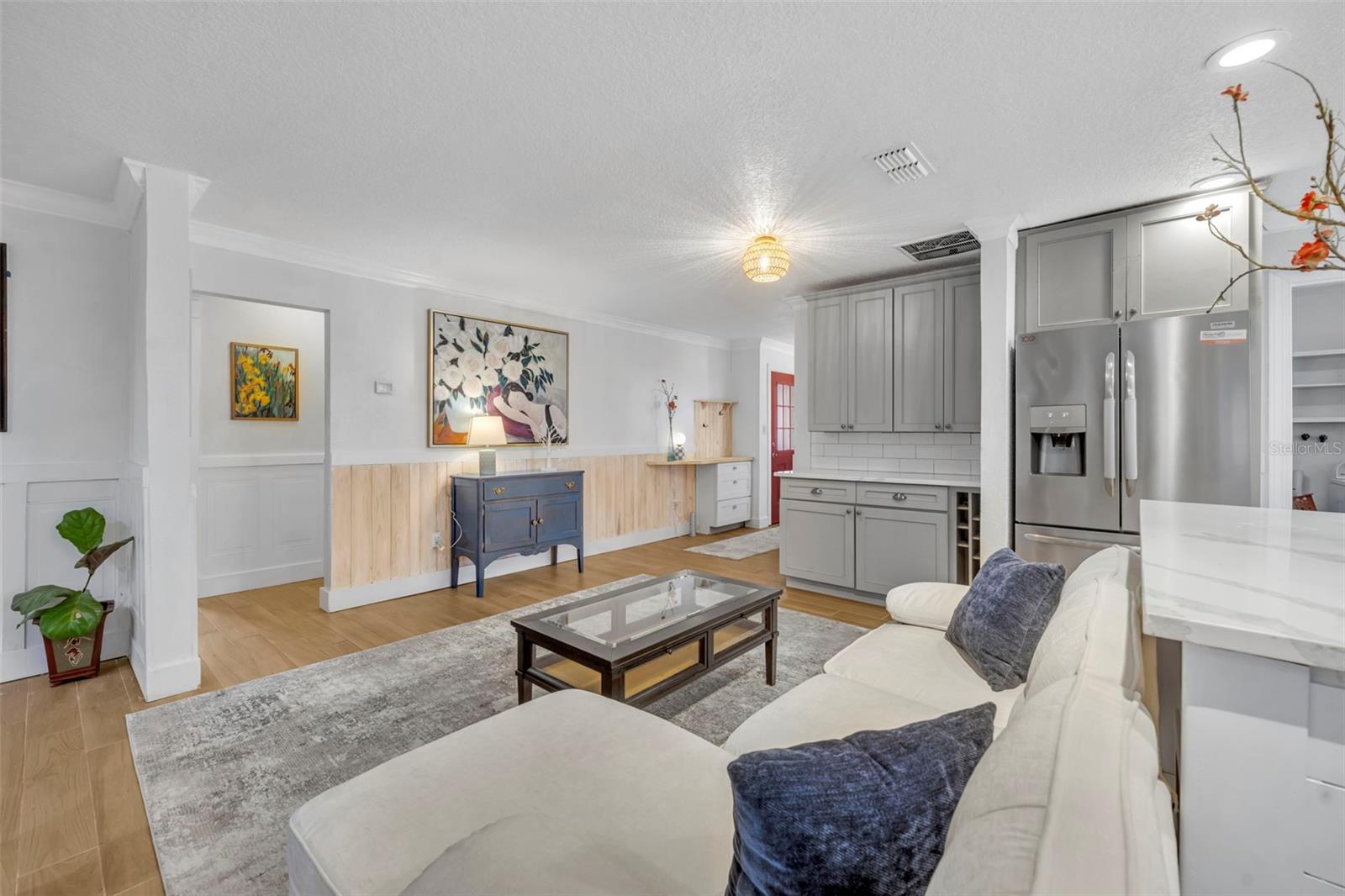 LAKE KNOWLES TERRACE - Residential