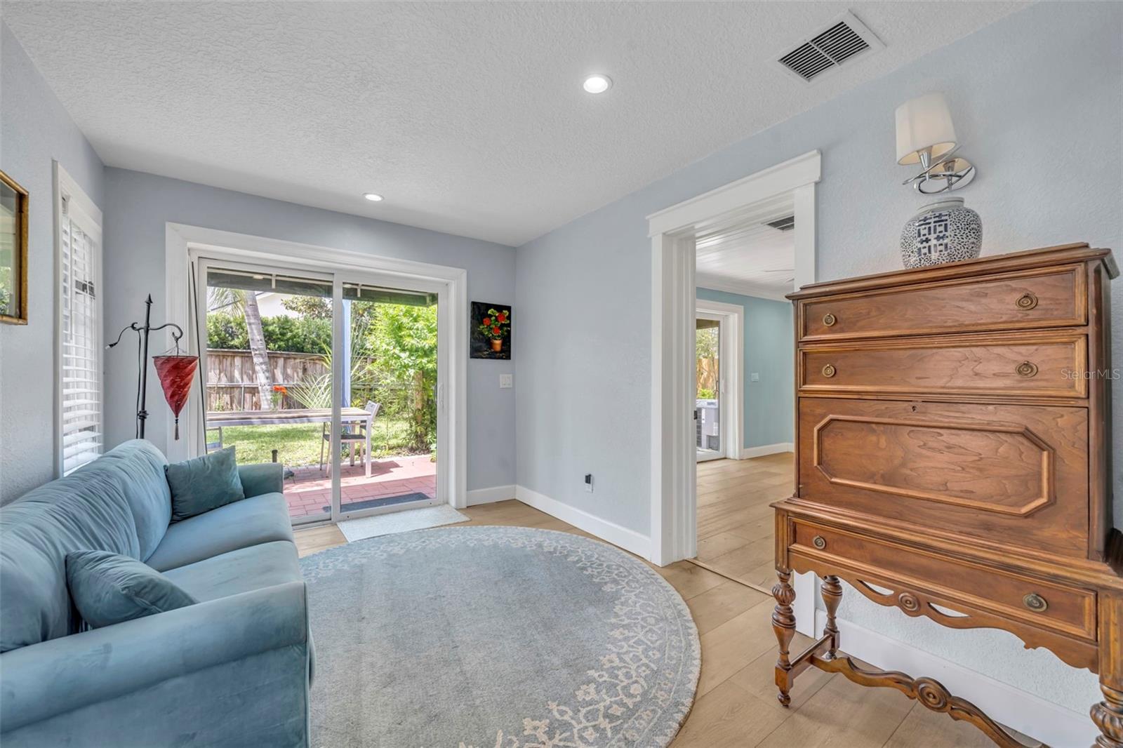 LAKE KNOWLES TERRACE - Residential