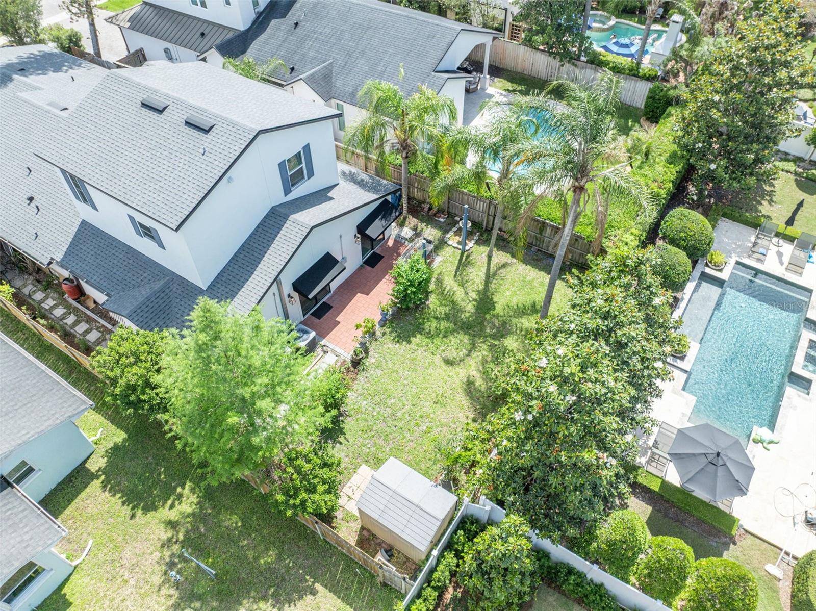 LAKE KNOWLES TERRACE - Residential