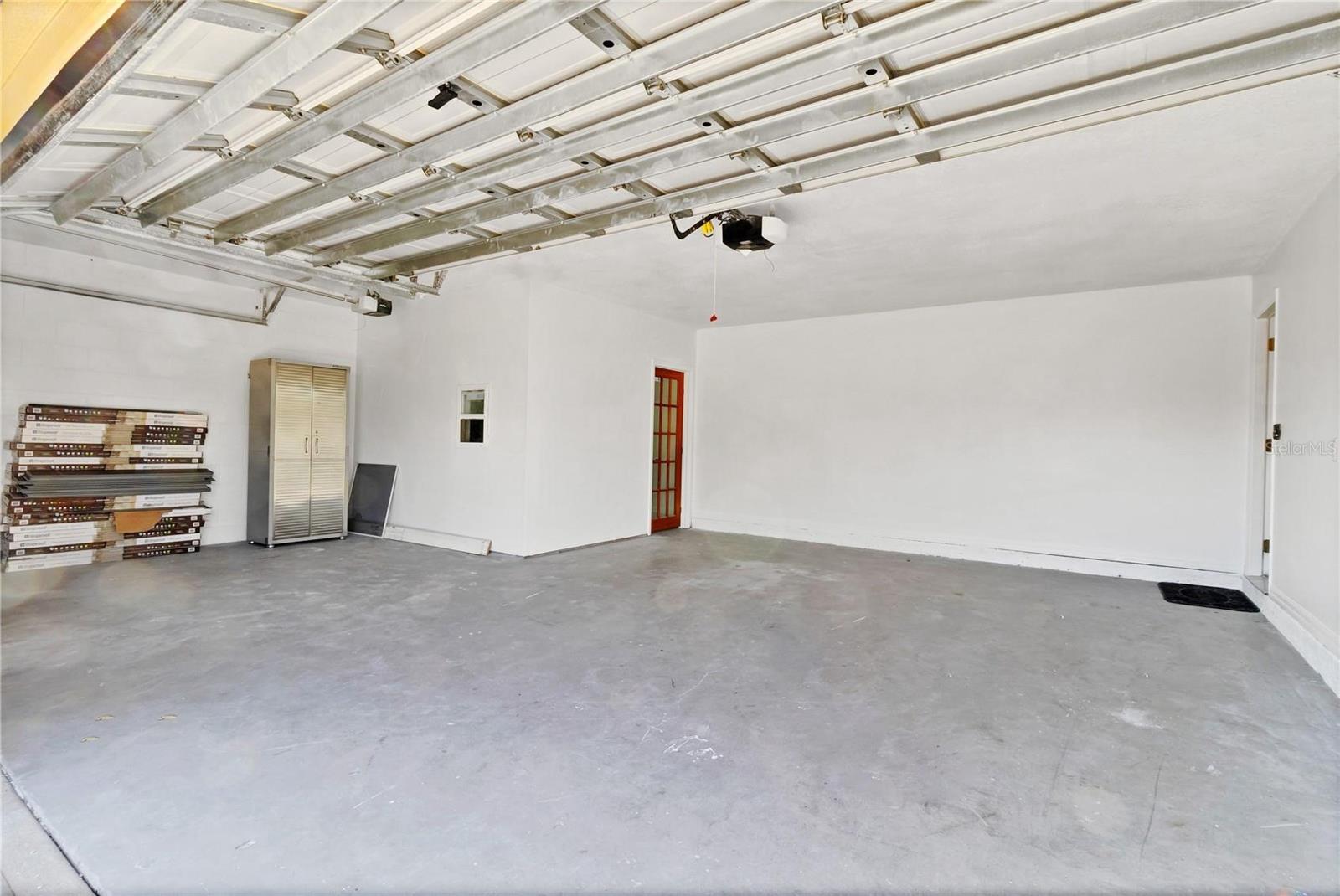 DUKES LAKE PH 02 - Residential