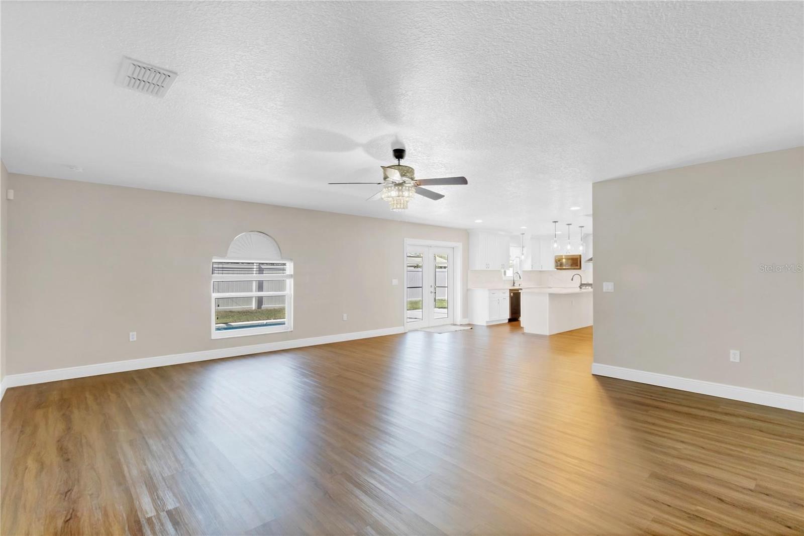 DUKES LAKE PH 02 - Residential