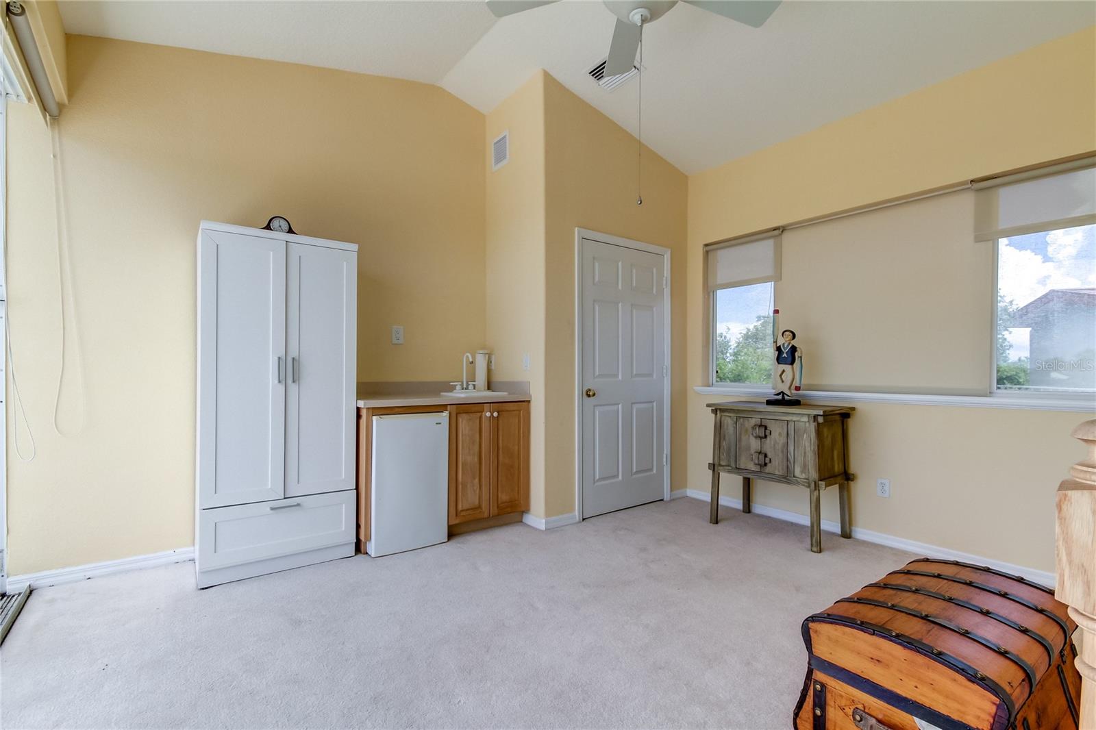 TIERRA DEL MAR - Residential Lease