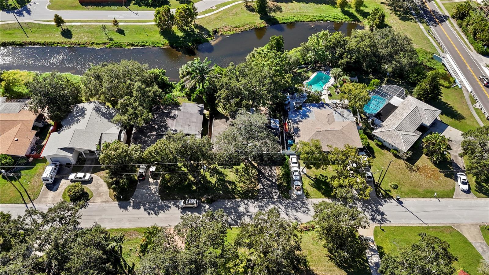 BAY BREEZE ESTATES - Residential Lease