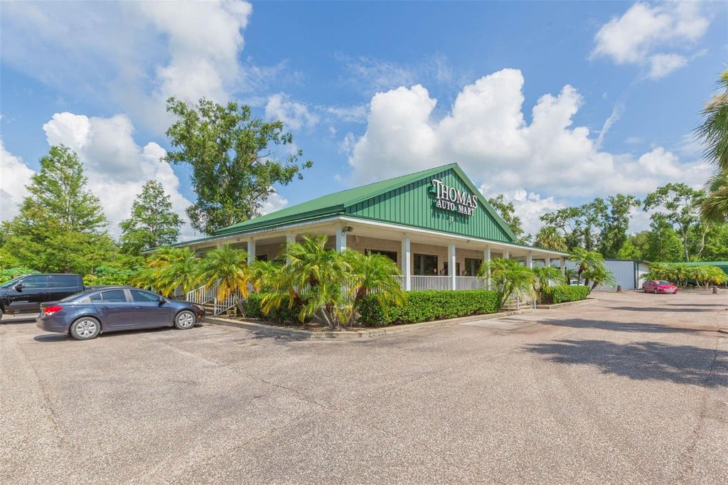 Photo of 13815 21st Street, Dade City, FL 33525 (MLS # TB8398399)