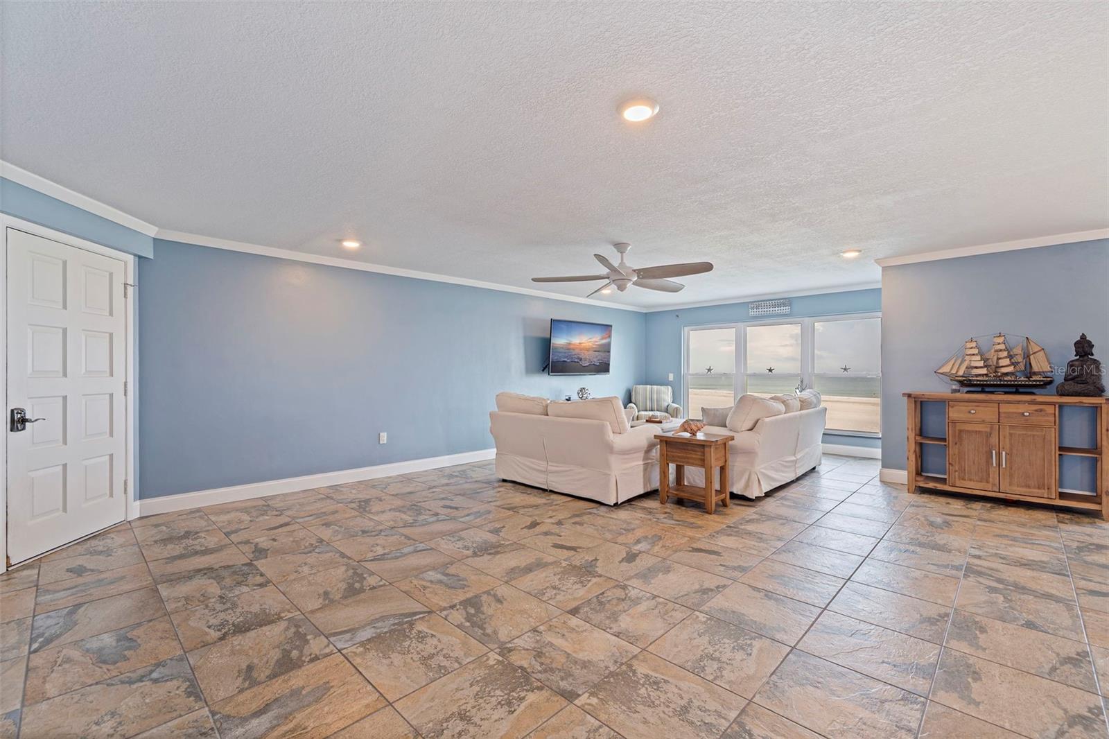 GULF 5000 ASSOC INC CONDO - Residential Lease