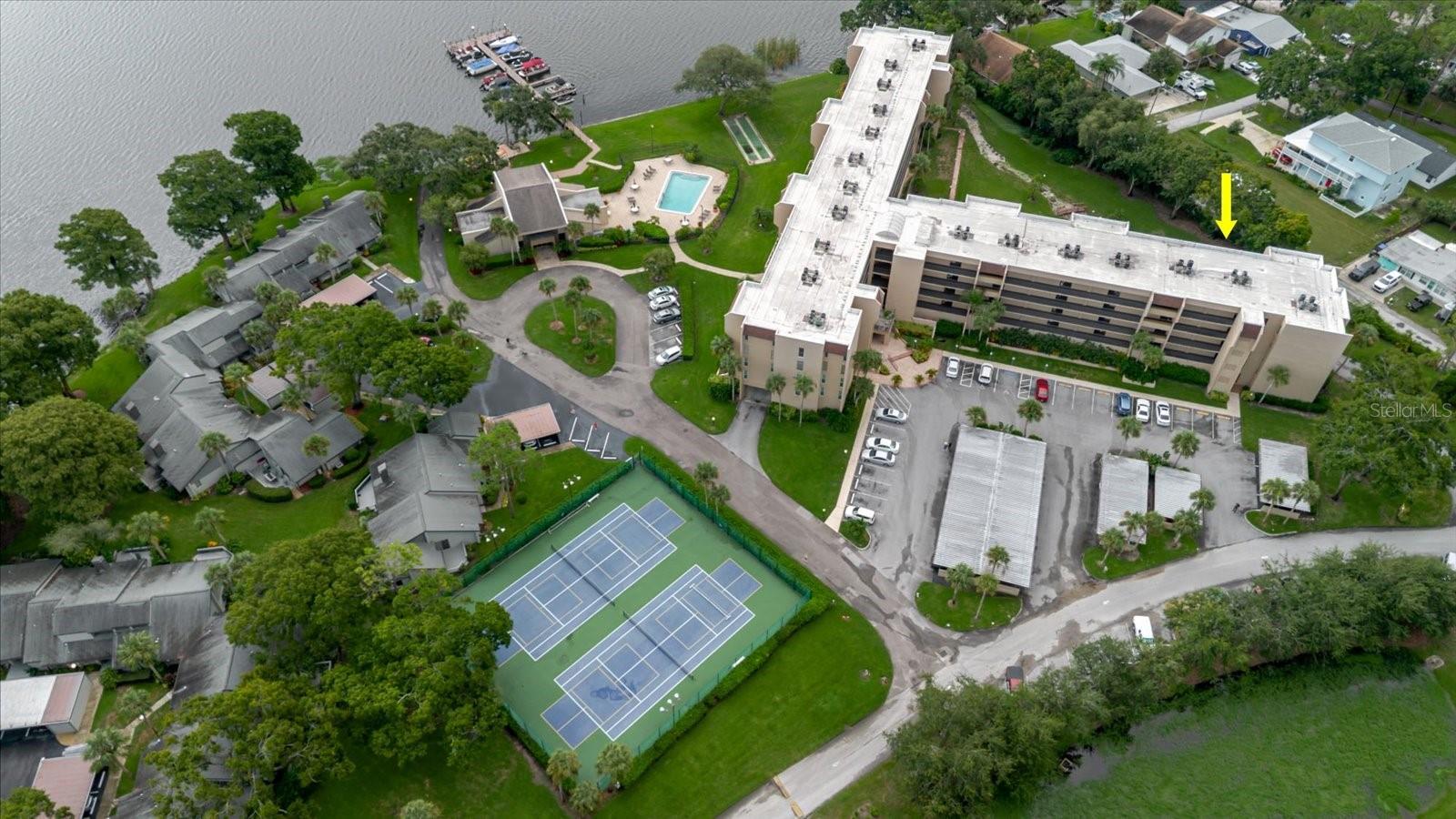 LAKE TARPON SAIL & TENNIS CLUB - Residential
