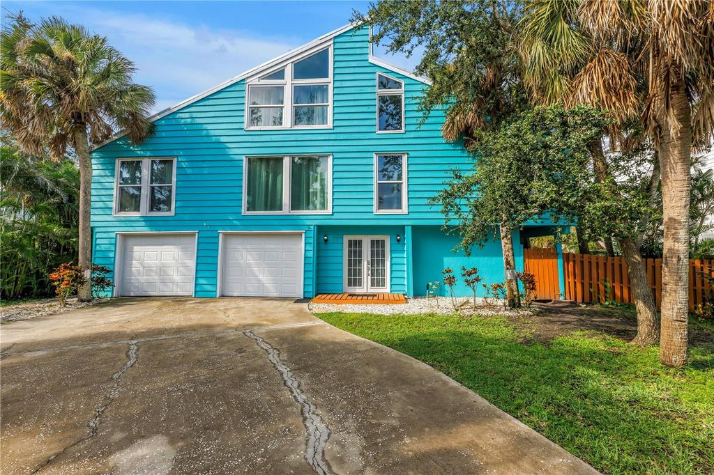 Photo of 156 Siesta Drive, Sarasota, FL 34242 (MLS # A4661717)
