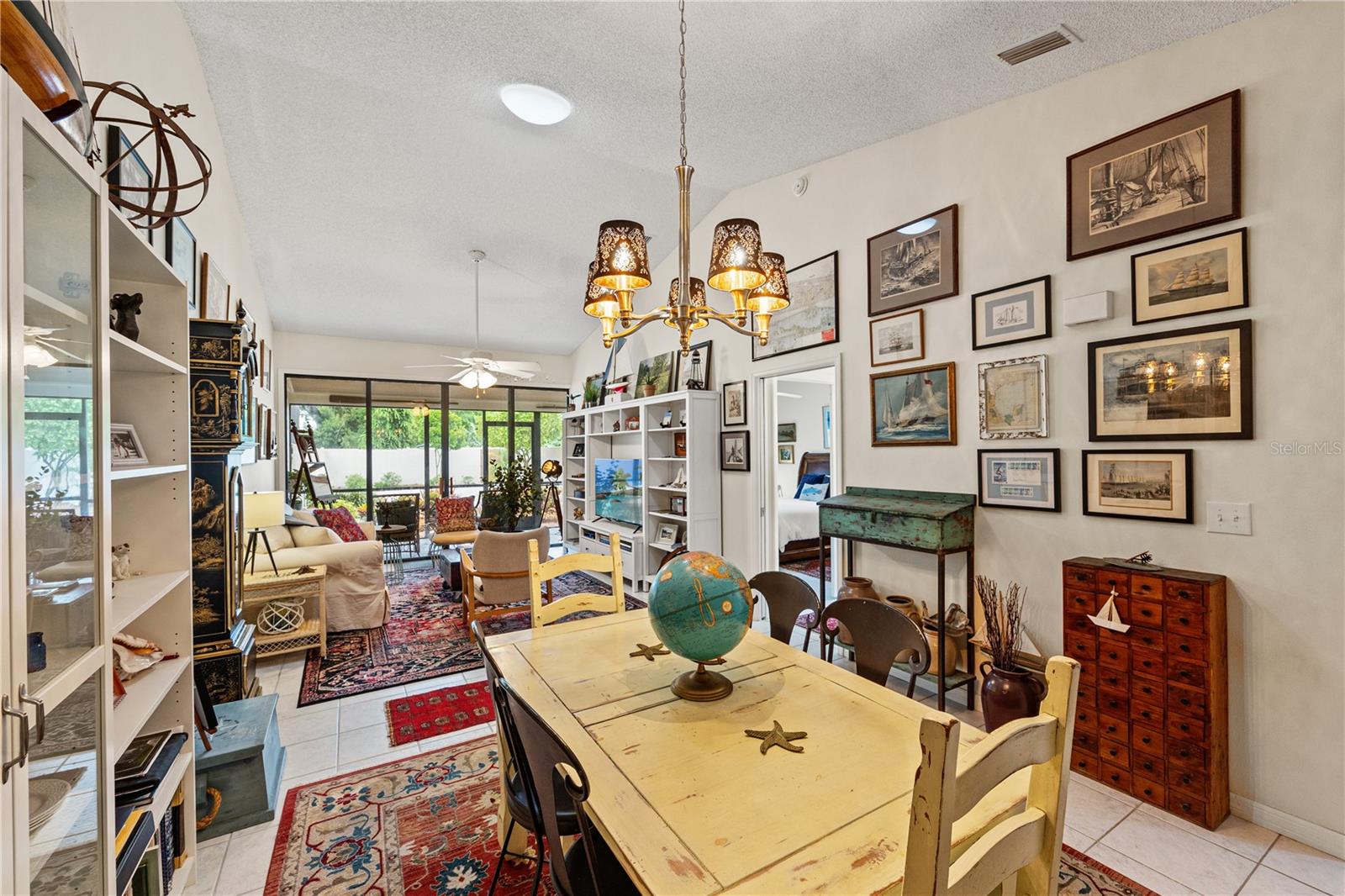 FORTY THREE WEST OAKS - Residential