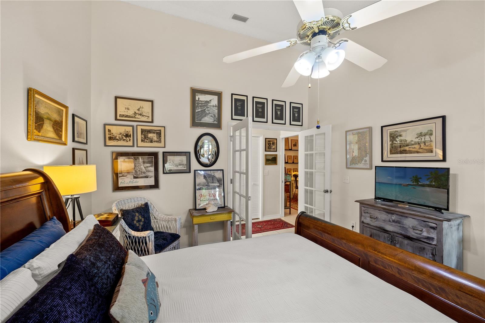 FORTY THREE WEST OAKS - Residential