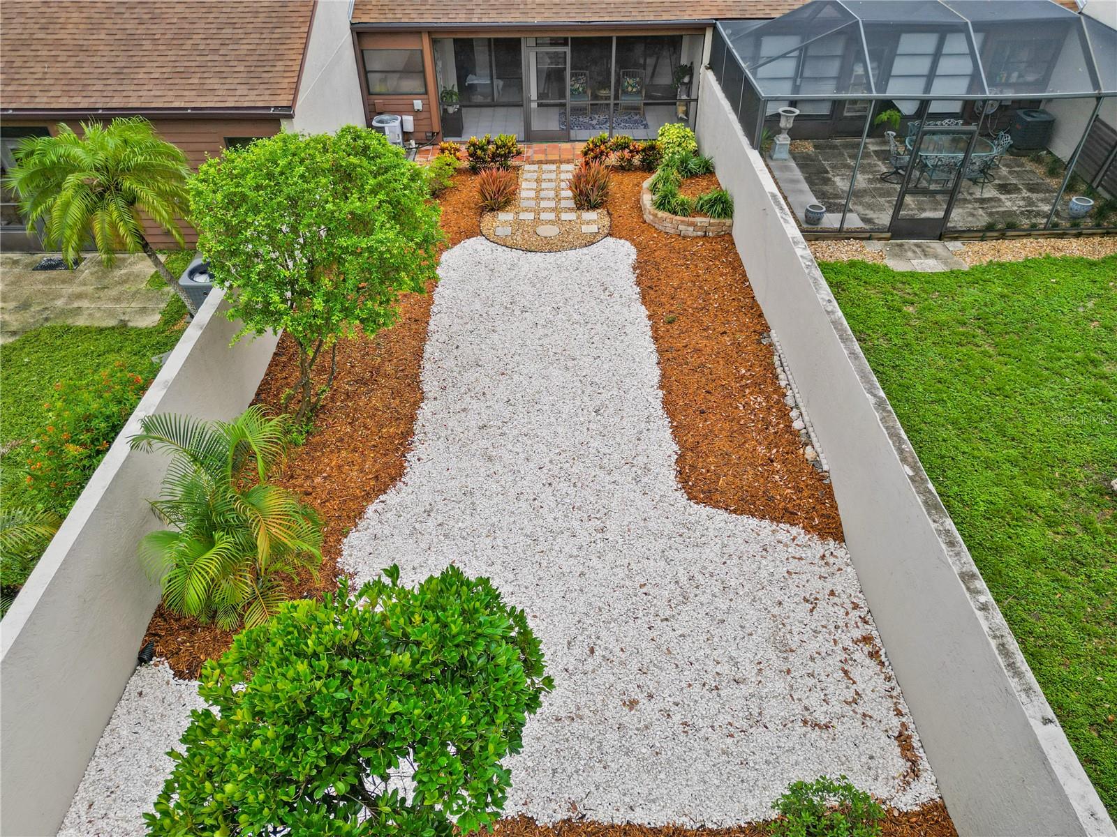 FORTY THREE WEST OAKS - Residential