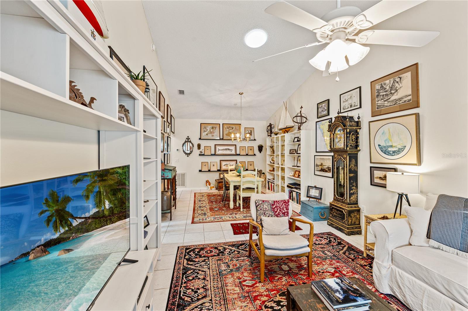 FORTY THREE WEST OAKS - Residential