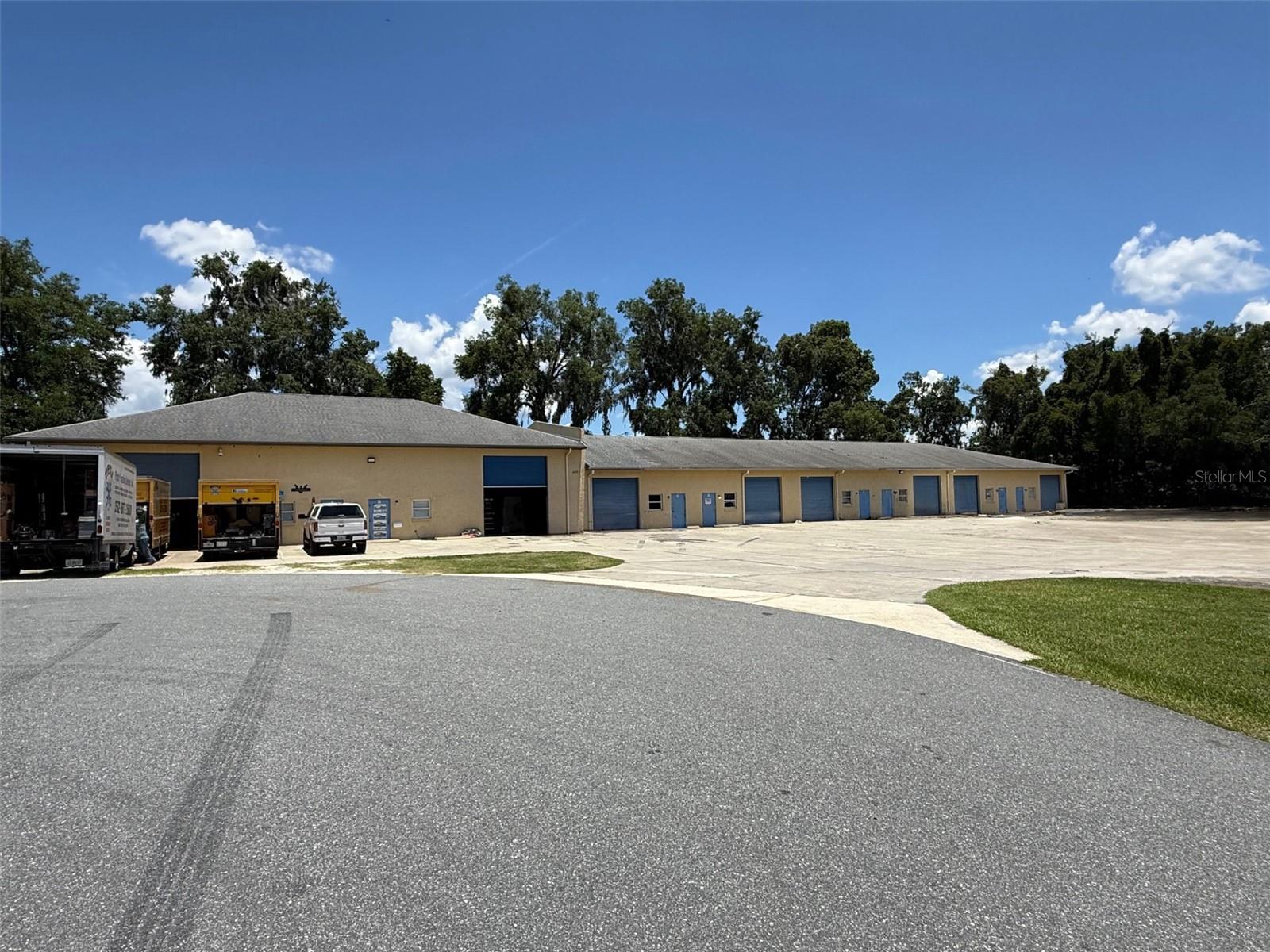 CEDAR HOMES INDUST PARK - Commercial Lease