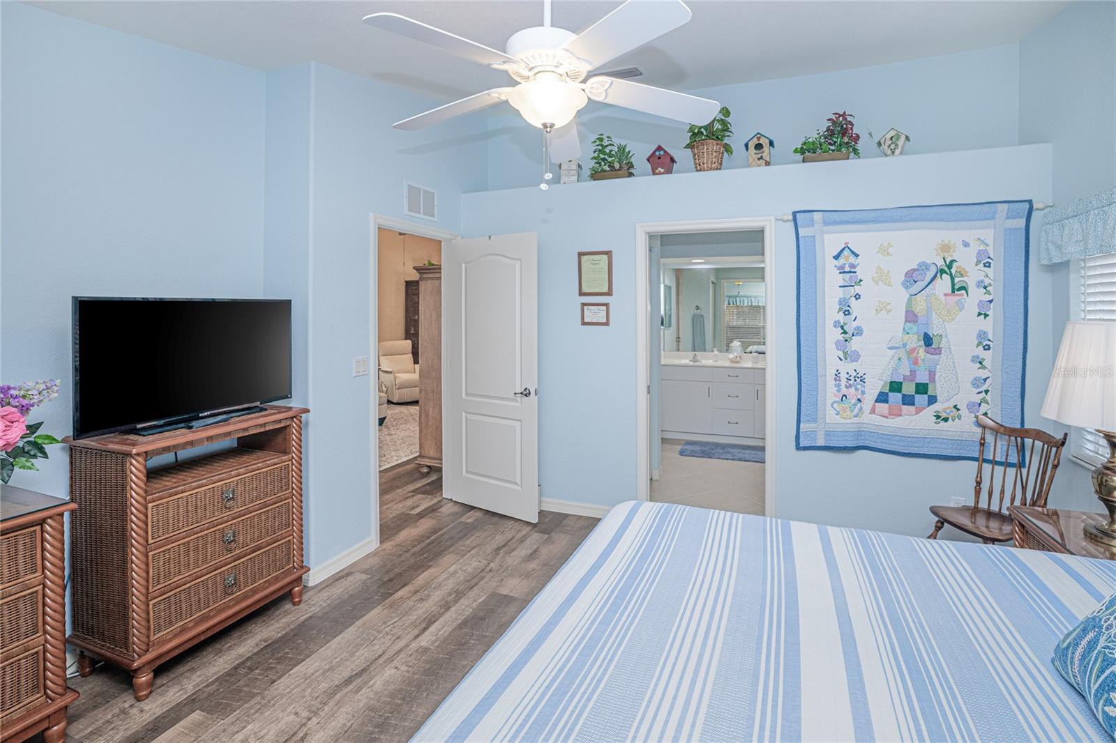 VILLAS BURNT STORE ISLES 01 - Residential