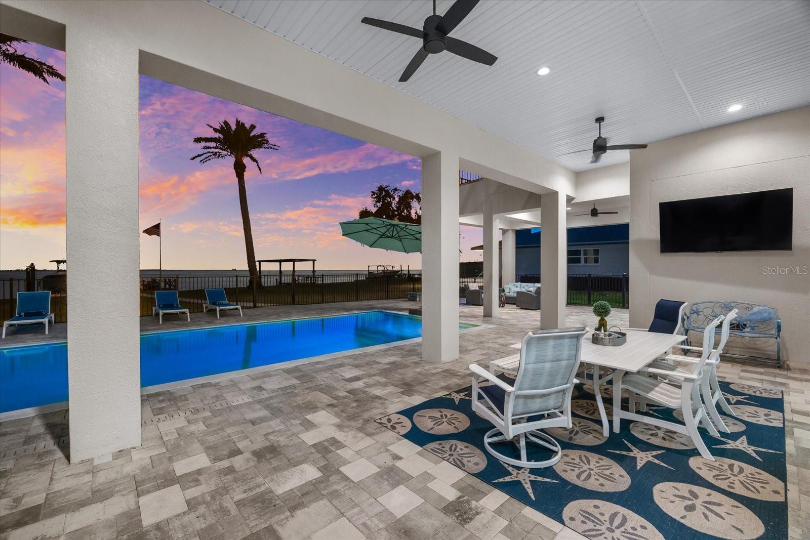 INDIAN BLUFF ISLAND - Residential