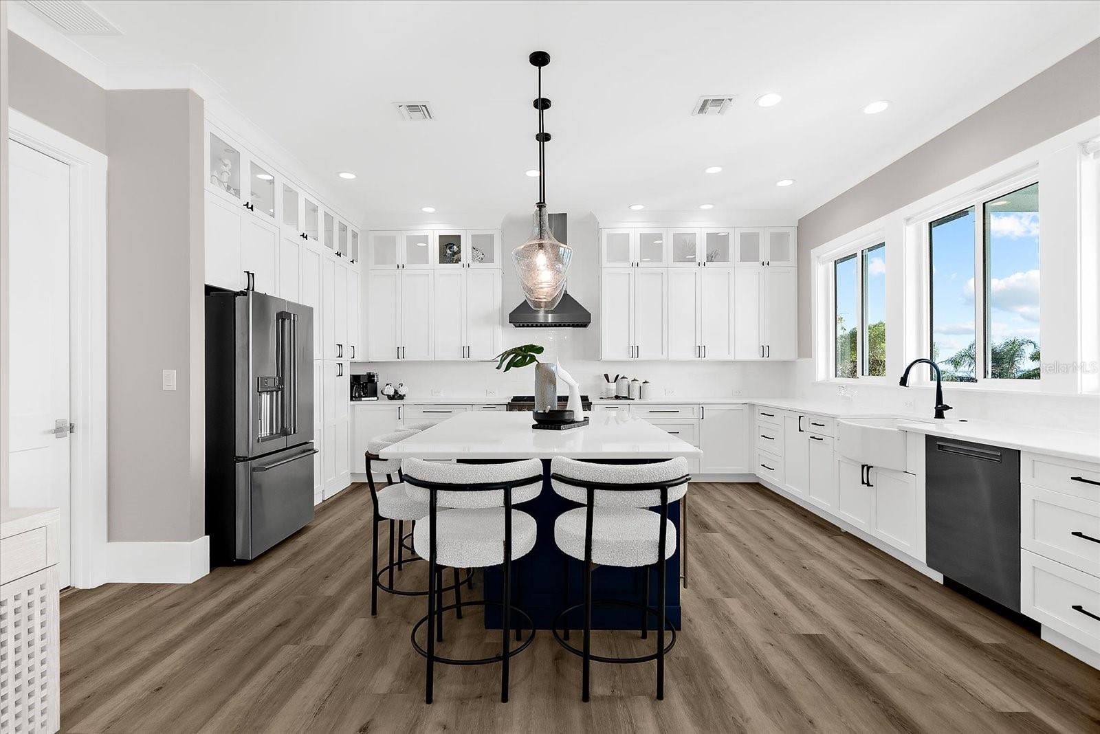 INDIAN BLUFF ISLAND - Residential