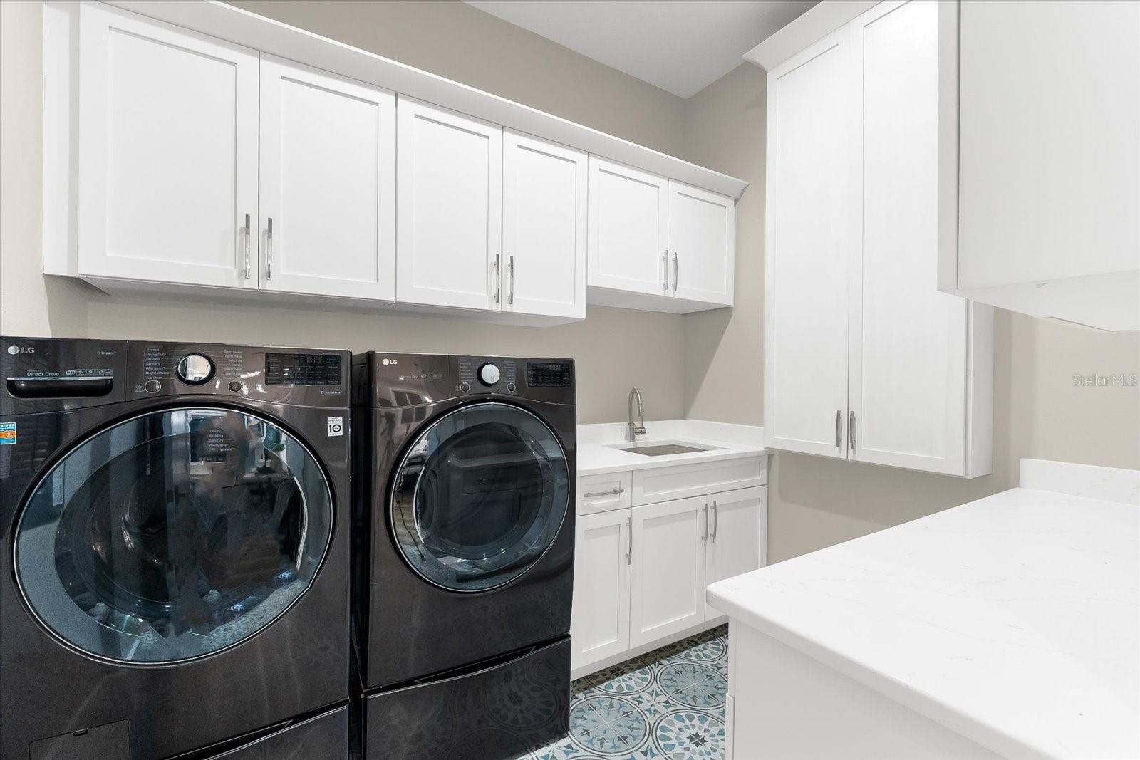 INDIAN BLUFF ISLAND - Residential