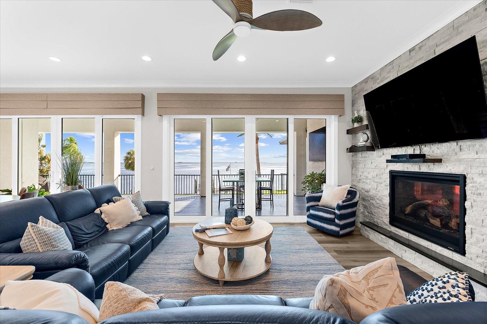 INDIAN BLUFF ISLAND - Residential