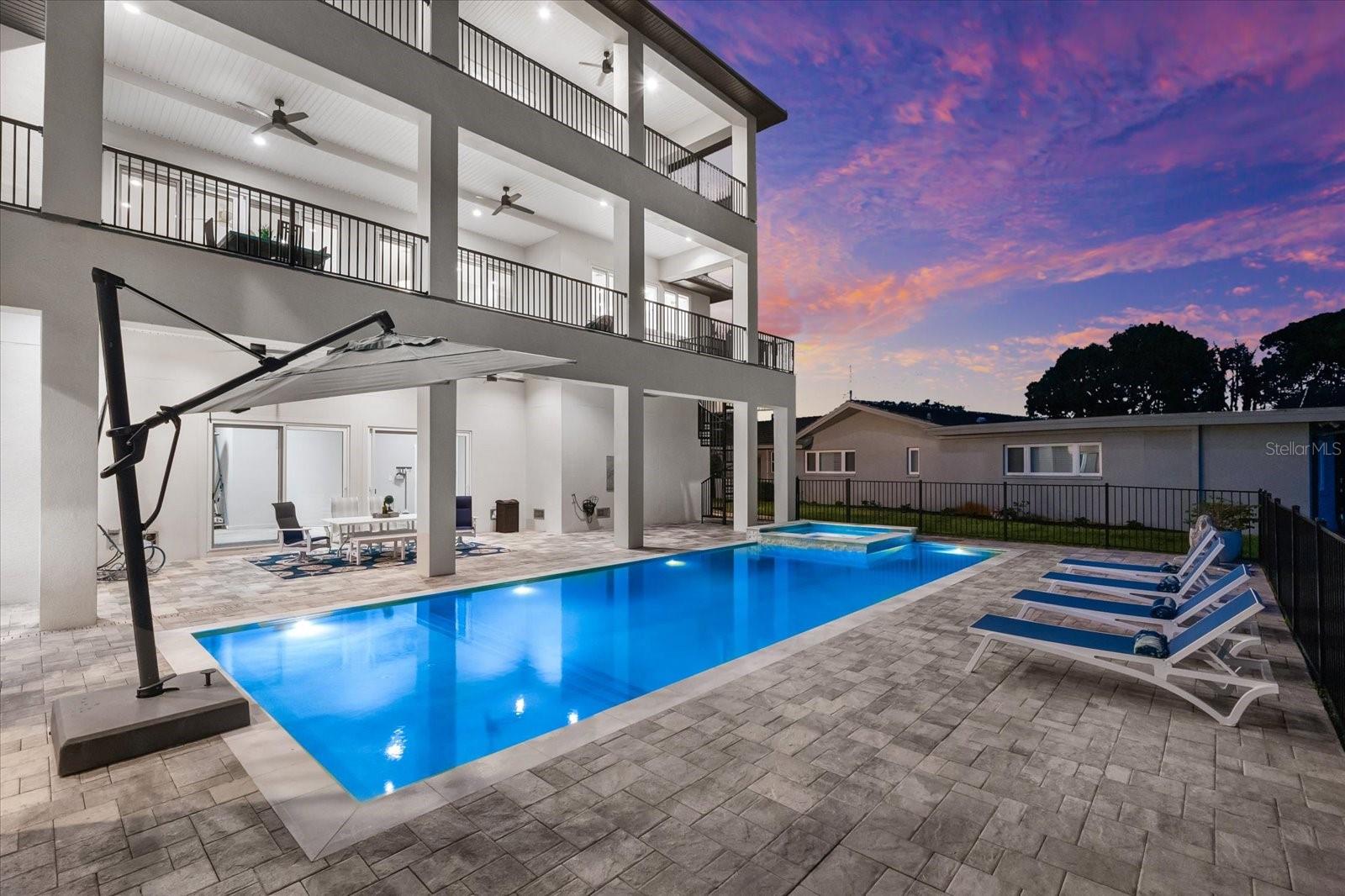 INDIAN BLUFF ISLAND - Residential