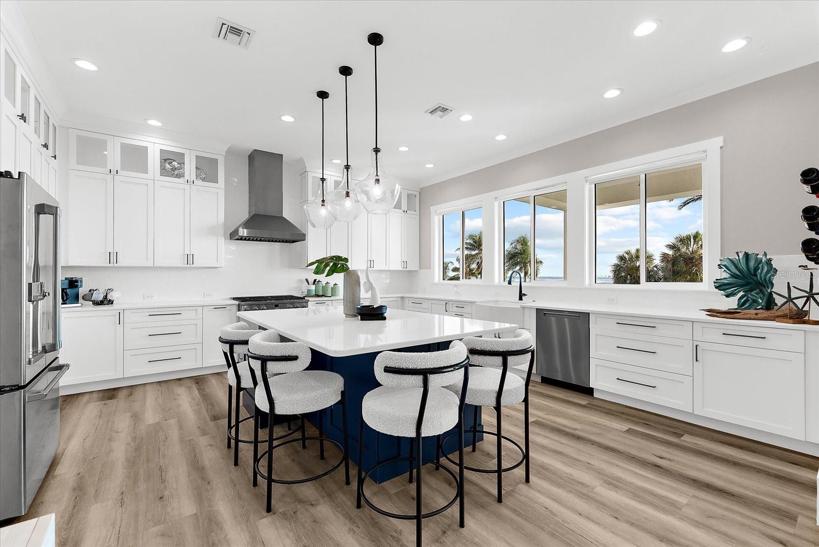 INDIAN BLUFF ISLAND - Residential