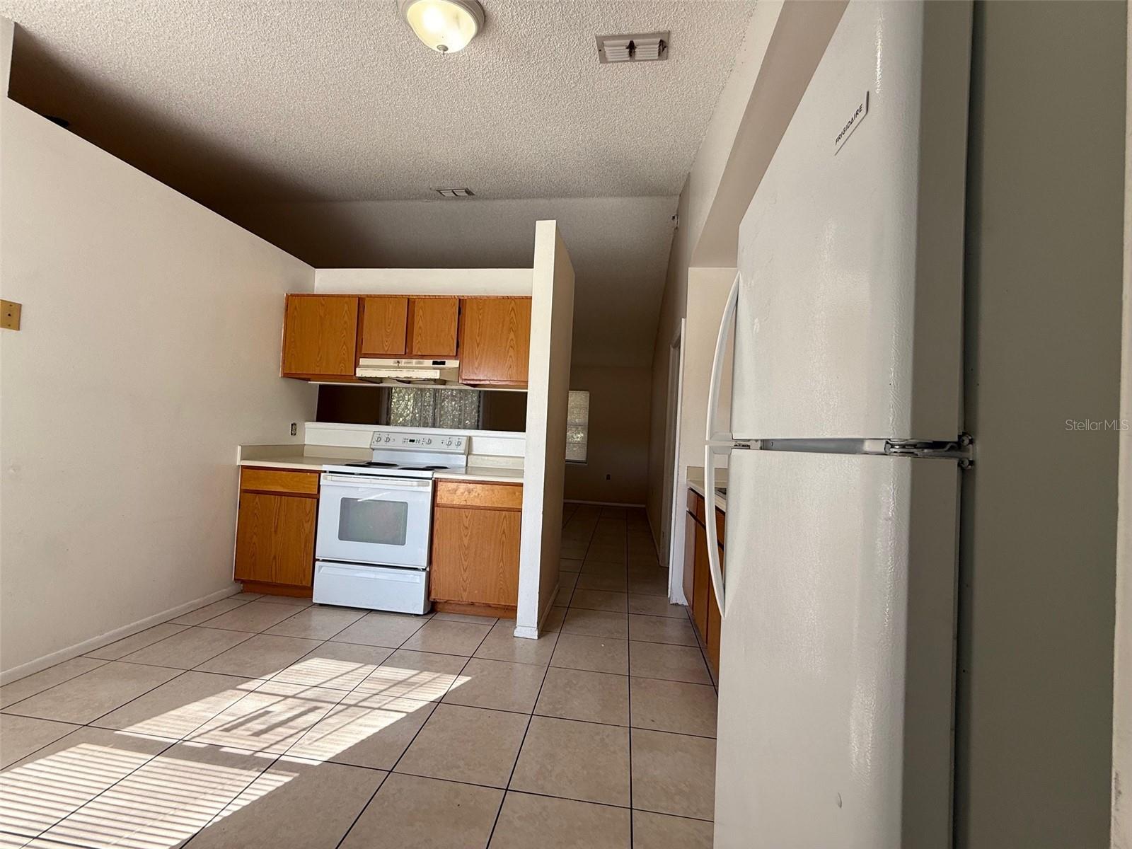 DELTONA LAKES UNIT 32 - Residential