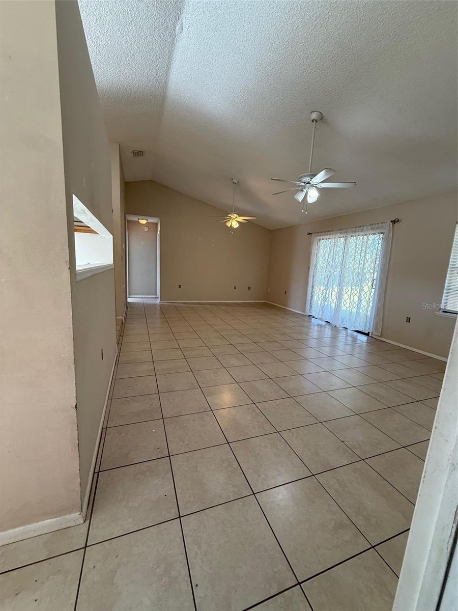 DELTONA LAKES UNIT 32 - Residential