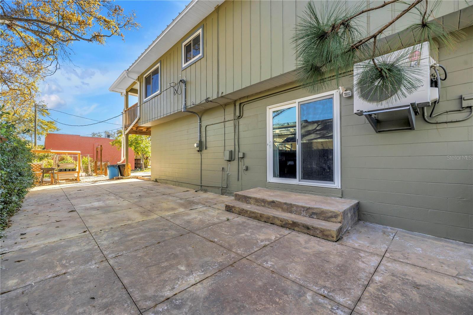 BARNARD ERASTUS A S REV SUB - Residential