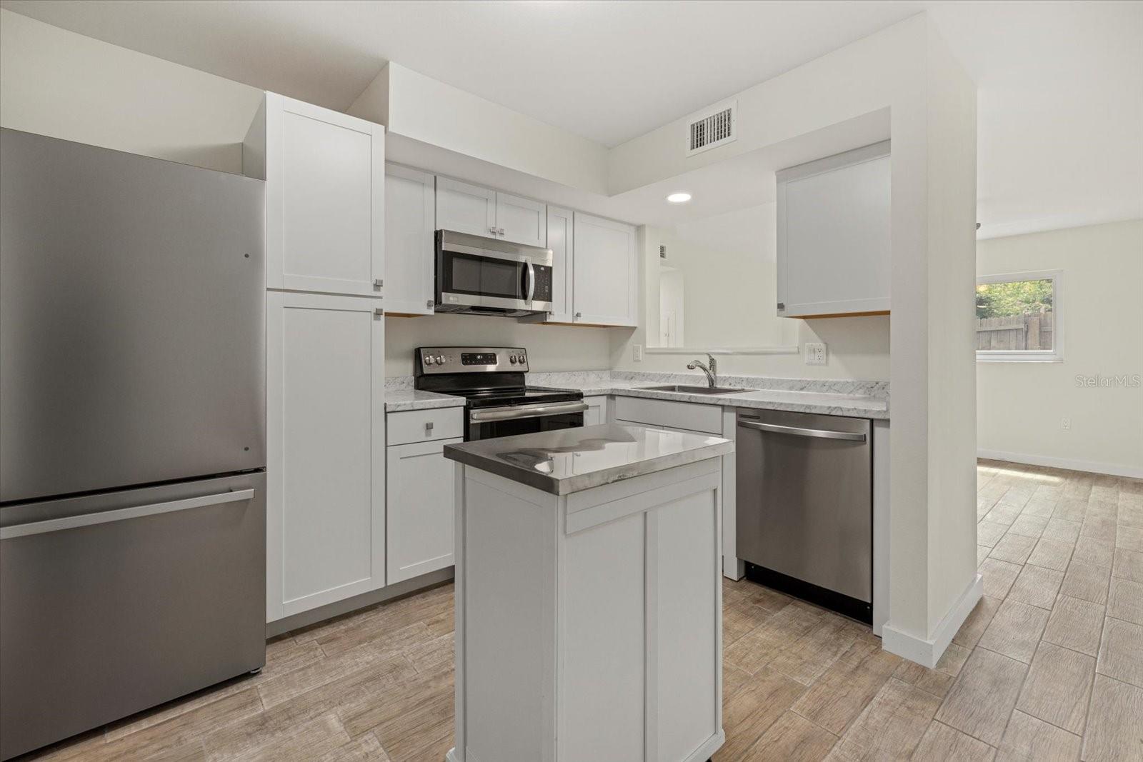 VENETIAN ARMS SEC 1 - Residential