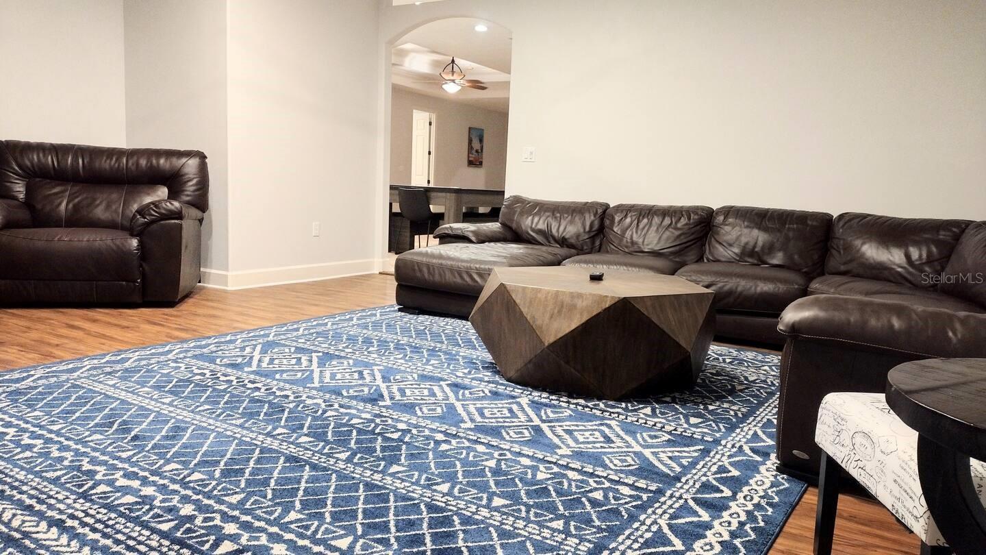 SARASOTA-VENICE CO RIVER SUB 5 & 8-37-18 - Residential