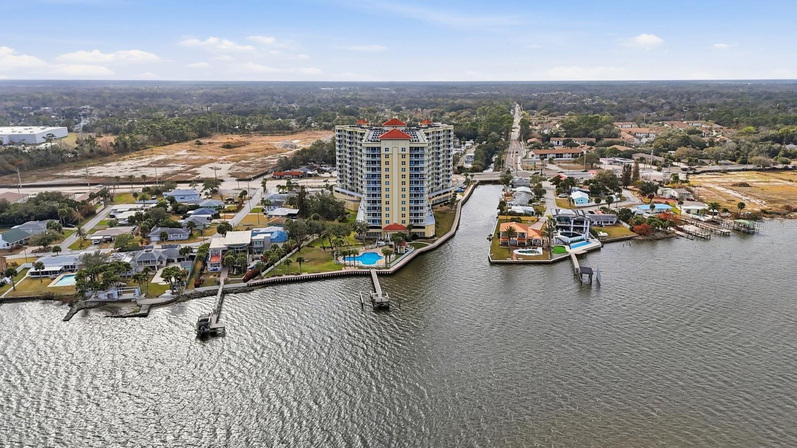 HALIFAX LANDING CONDO - Residential