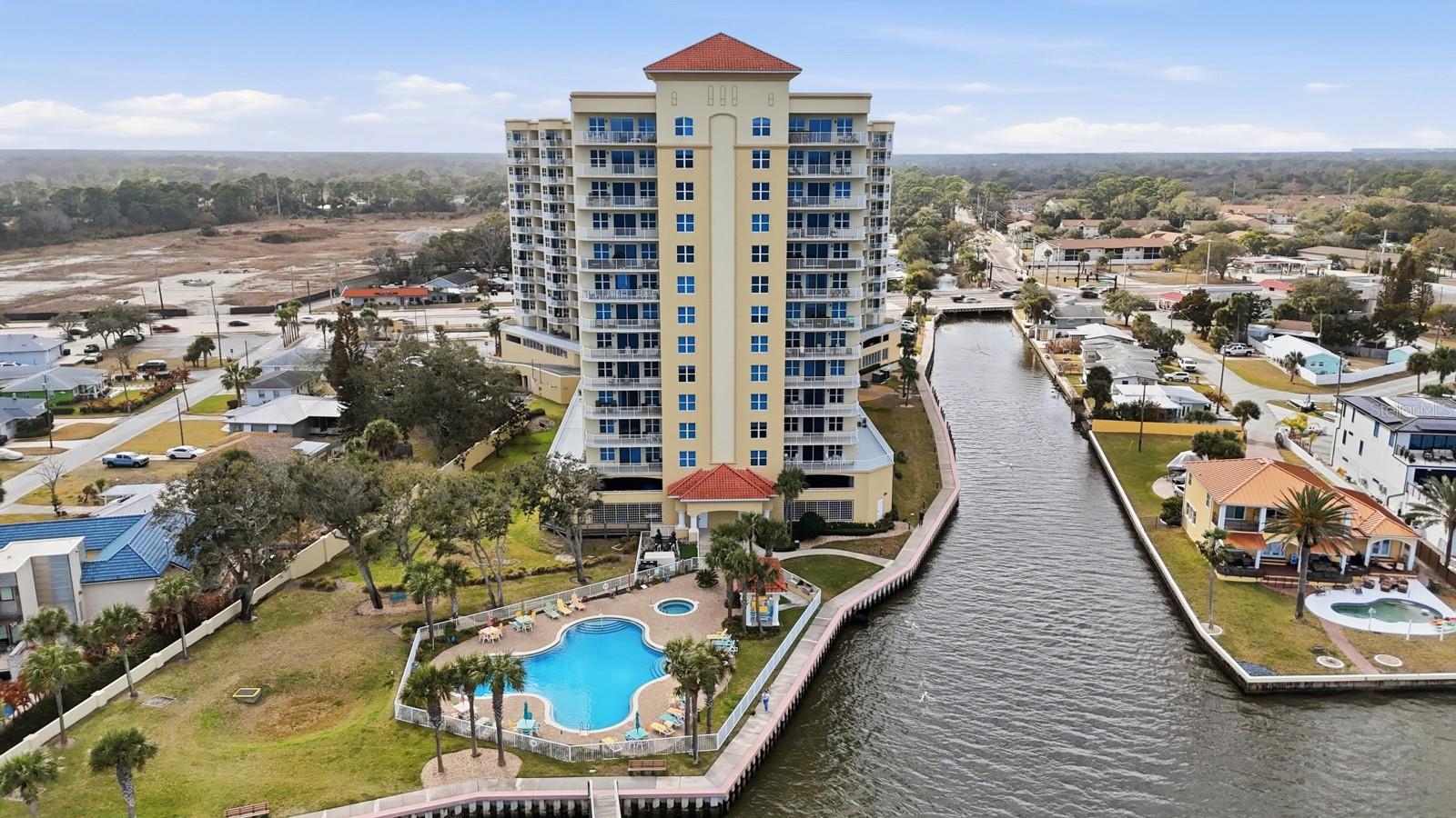 HALIFAX LANDING CONDO - Residential