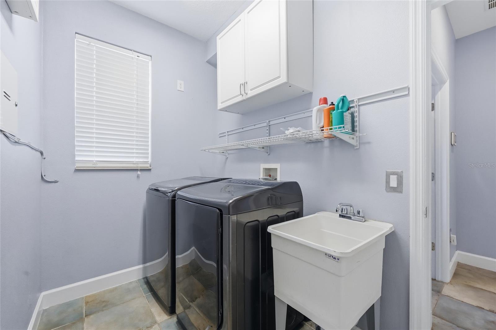 FORESTBROOKE PH 03 A-E - Residential Lease