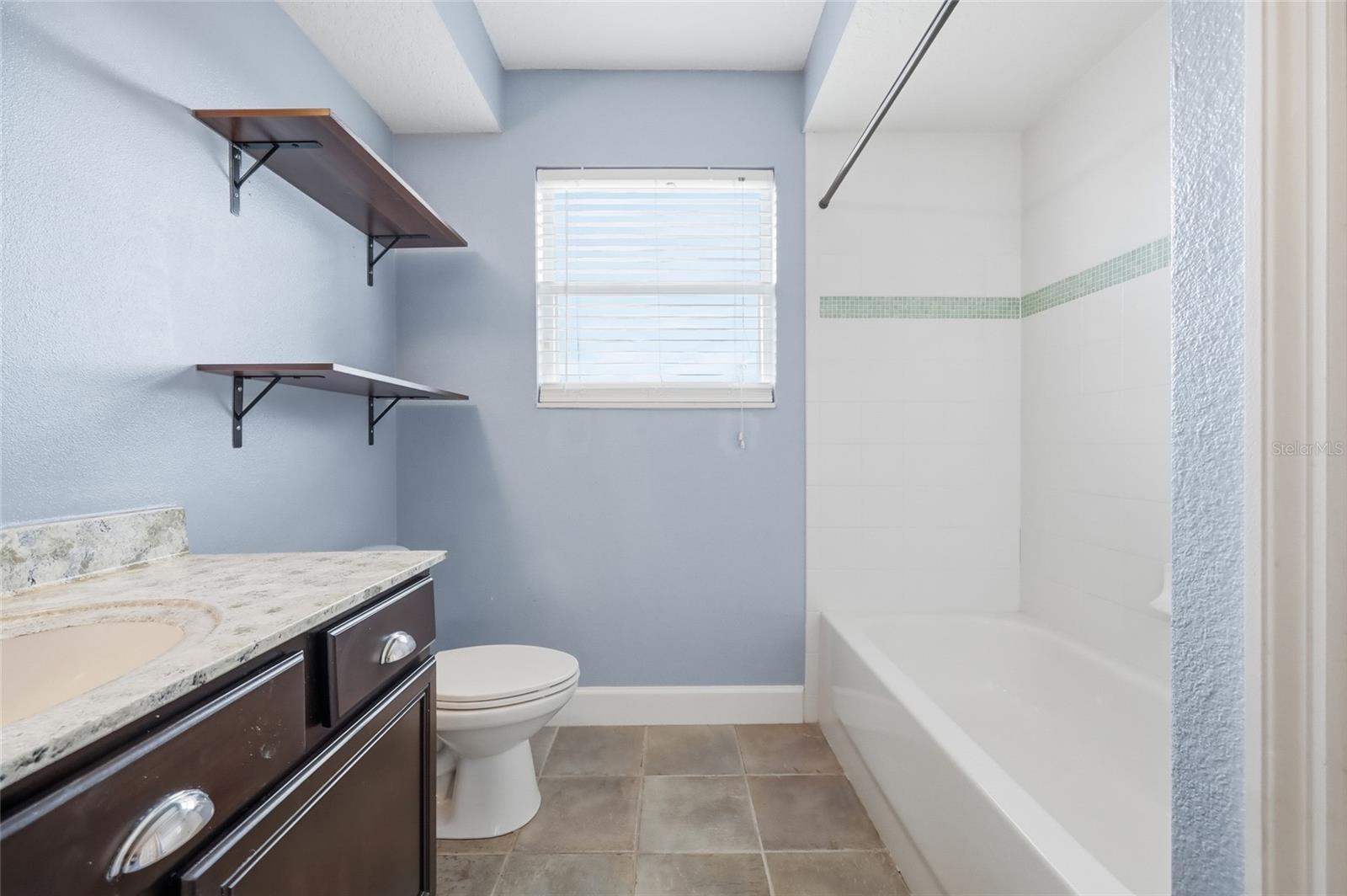 FORESTBROOKE PH 03 A-E - Residential Lease