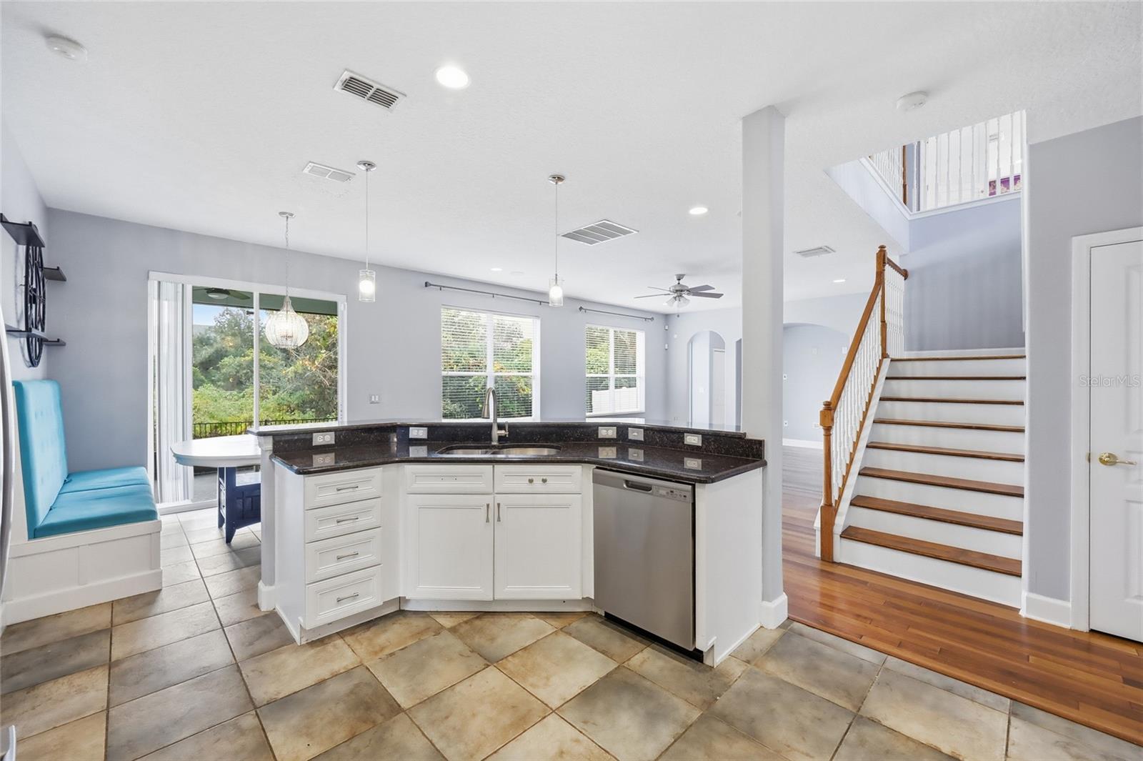 FORESTBROOKE PH 03 A-E - Residential Lease