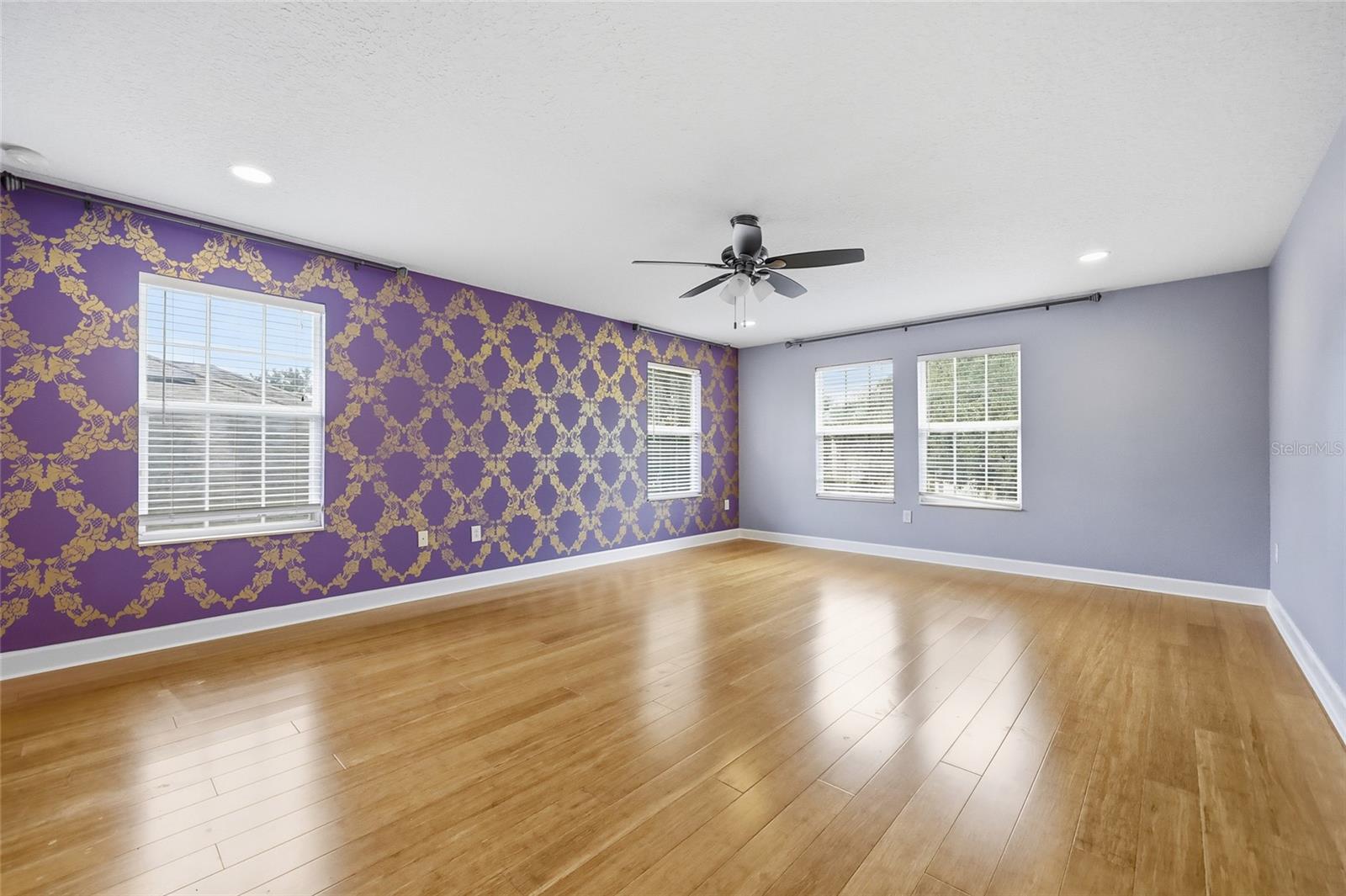 FORESTBROOKE PH 03 A-E - Residential Lease