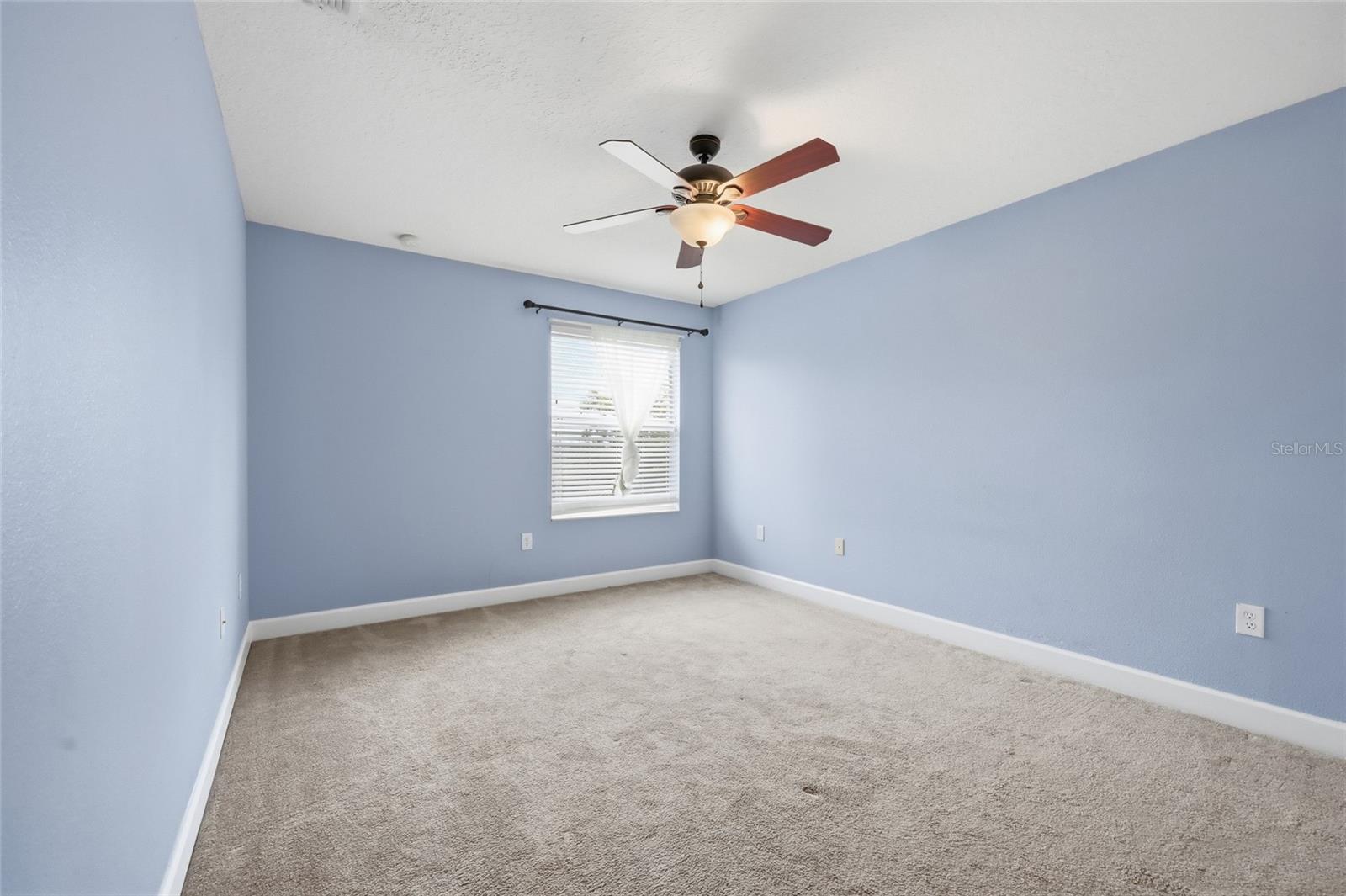 FORESTBROOKE PH 03 A-E - Residential Lease