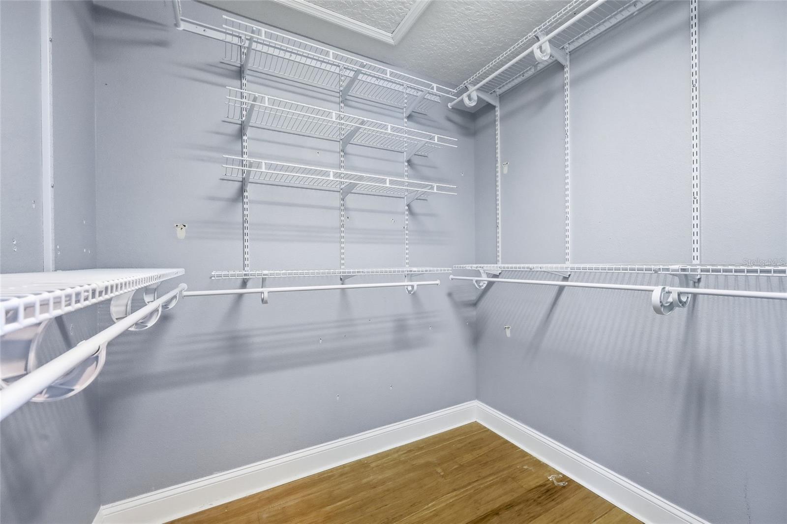 FORESTBROOKE PH 03 A-E - Residential Lease