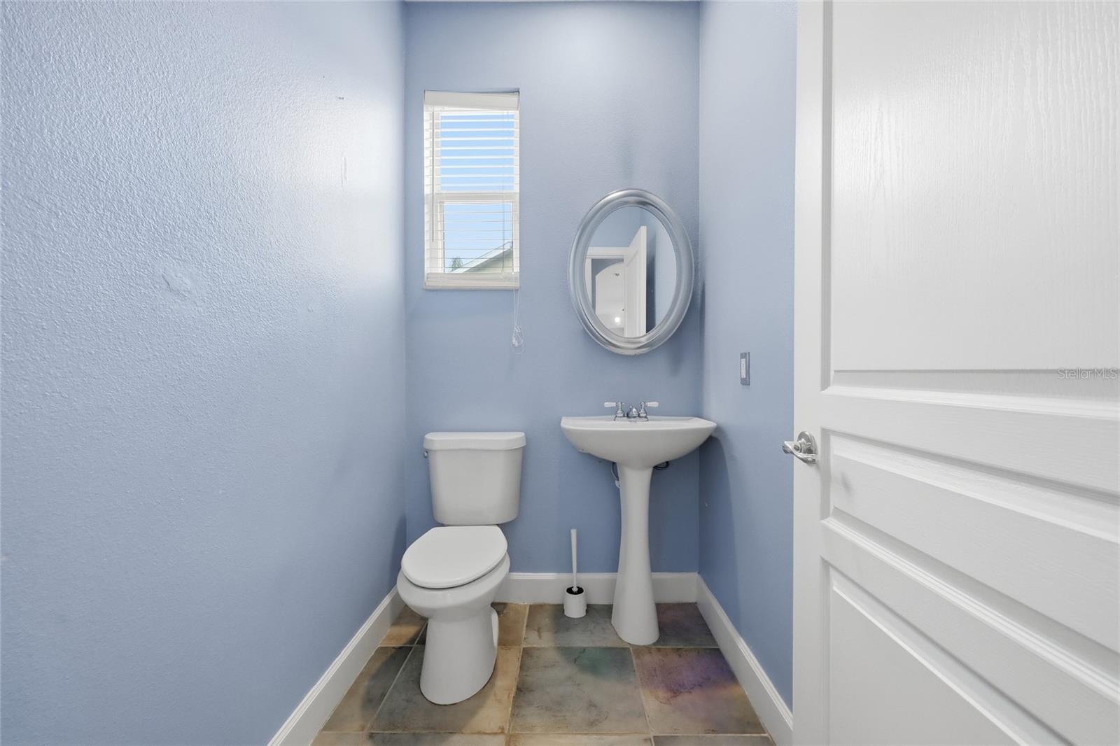 FORESTBROOKE PH 03 A-E - Residential Lease