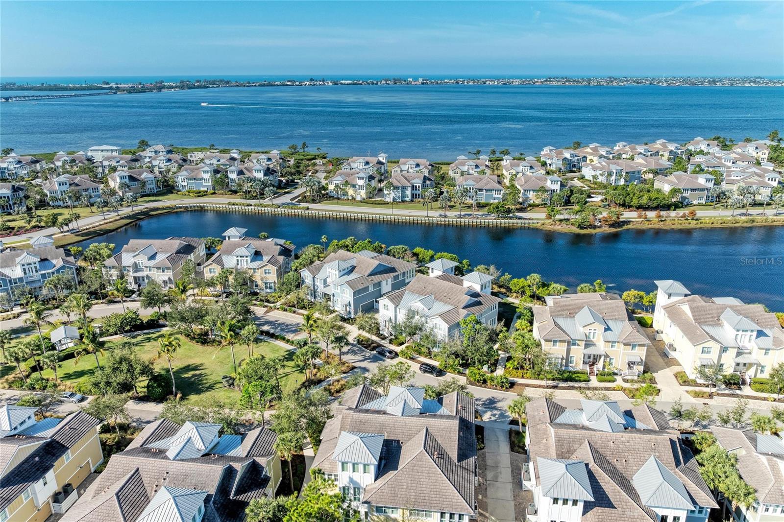 266 SAPPHIRE LAKE DRIVE 202