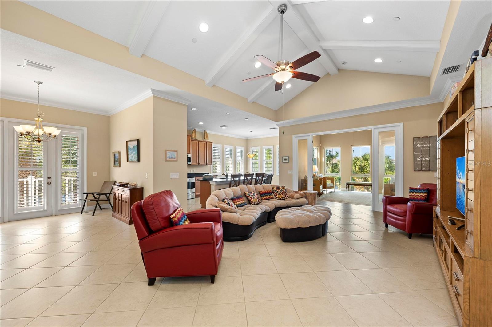 MANGROVE WALK ON HARBOUR ISLE PH 19 - Residential