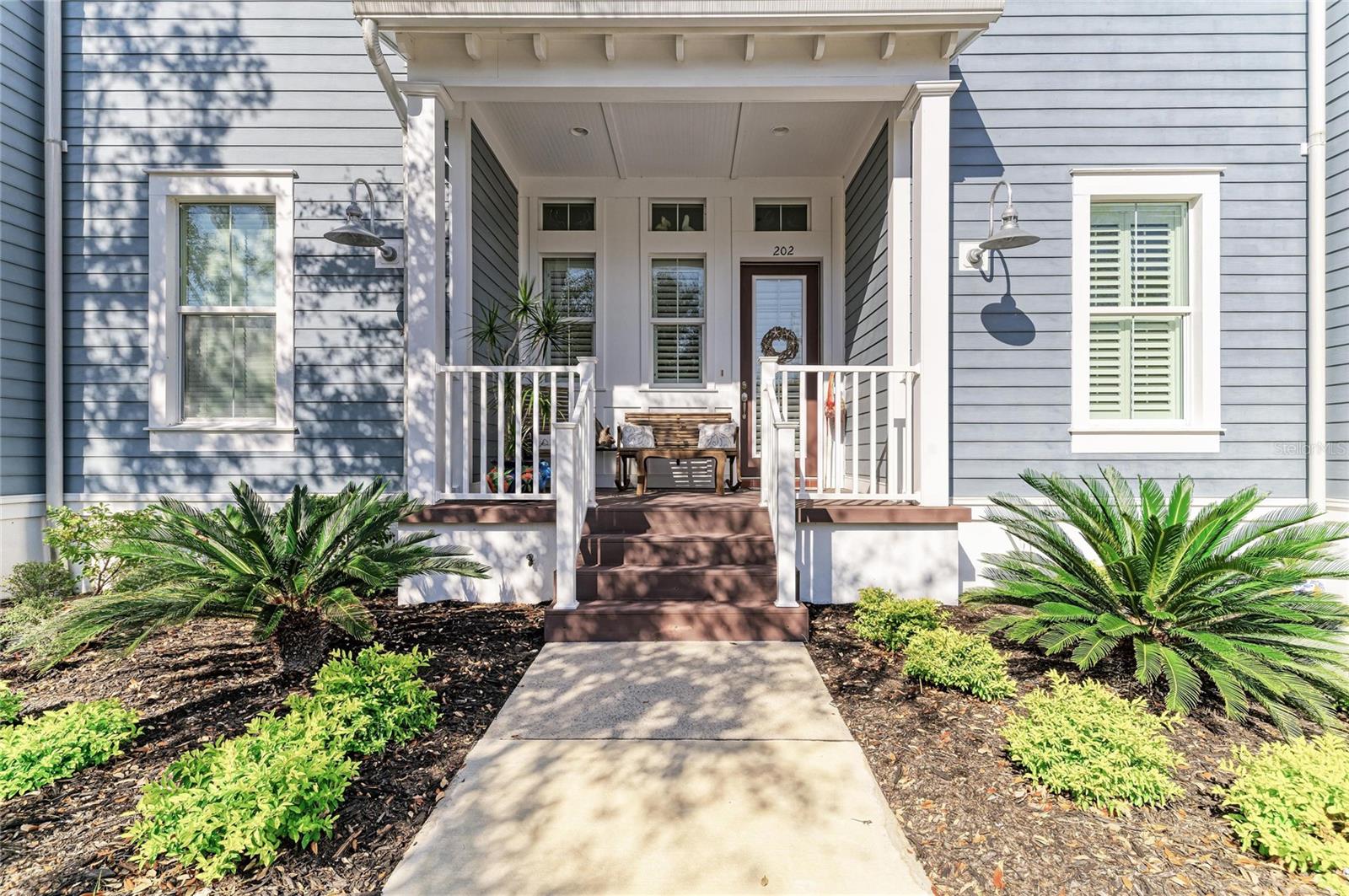 MANGROVE WALK ON HARBOUR ISLE PH 19 - Residential