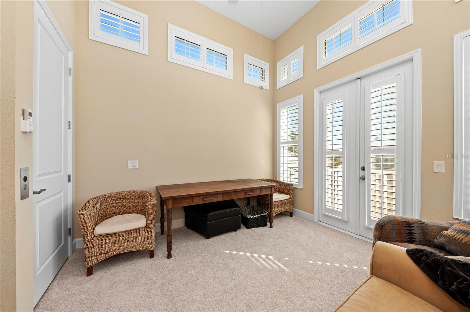 MANGROVE WALK ON HARBOUR ISLE PH 19 - Residential