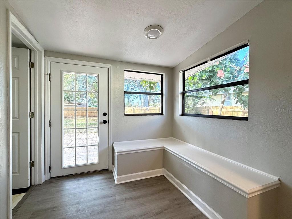 Photo of 5530 Crissman Drive N, St Petersburg, FL 33714 (MLS # TB8458823)